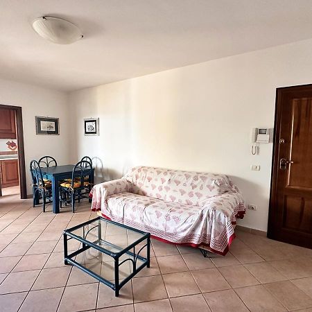 Murphy Holiday Homes - Residenza Aldo Moro 03 La Maddalena  Eksteriør billede