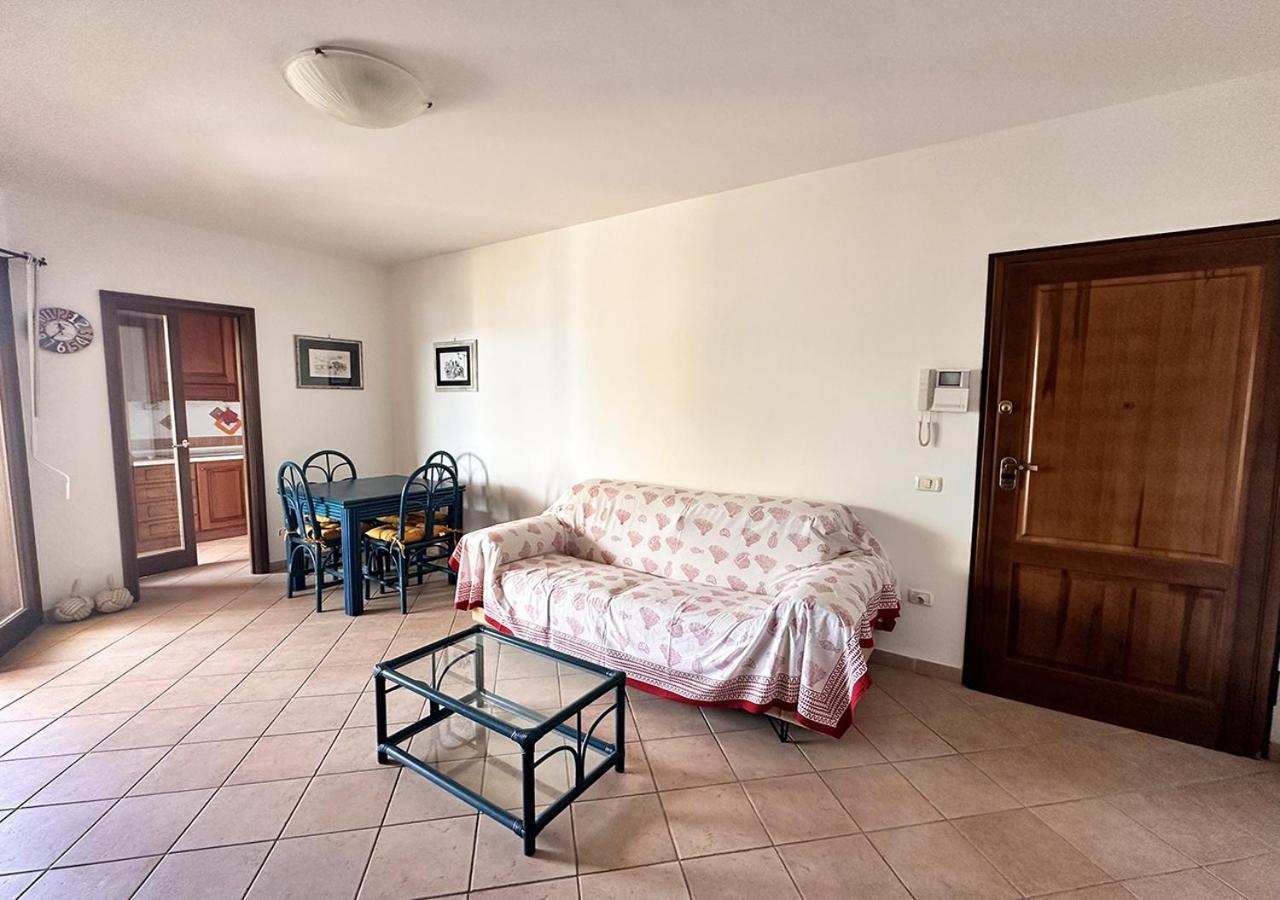 Murphy Holiday Homes - Residenza Aldo Moro 03 La Maddalena  Eksteriør billede